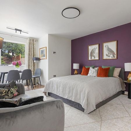 King Studio Apartment With Garden And Parking Ealing Exterior photo